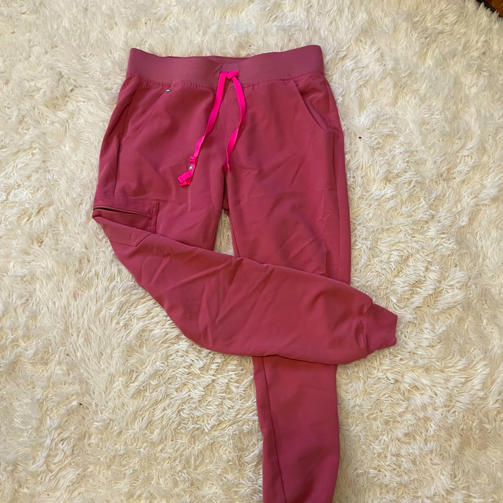 Figs jogger scrub pants